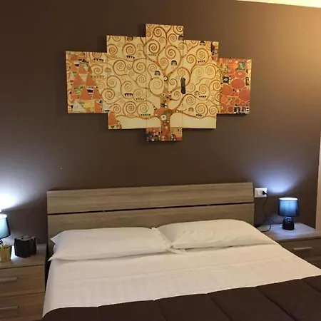 Via Emilia Ovest 224 Self Check-in Hotel a capsule *