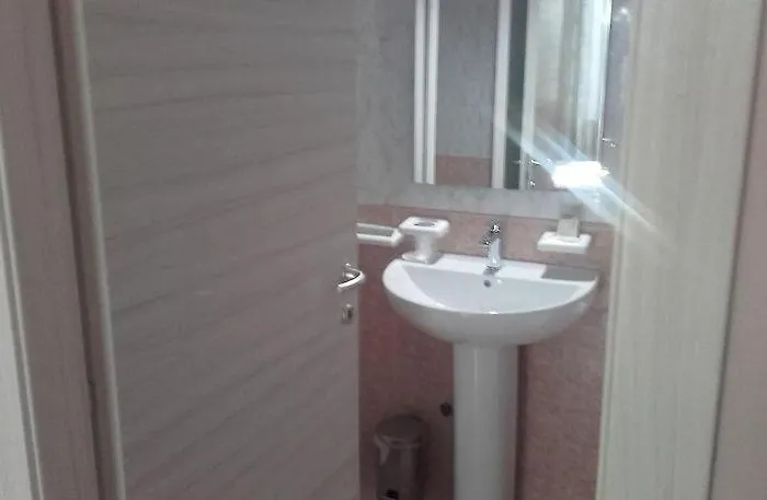 Via Emilia Ovest 224 Self Check-in פארמה